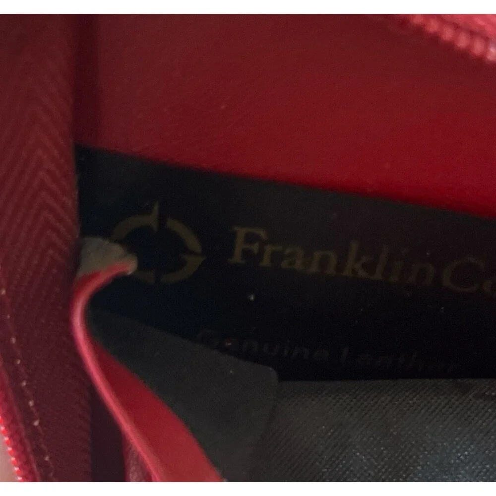 Franklin Covey Red Medium Zip Around 7 Ring Planner Binder Organizer 10x8